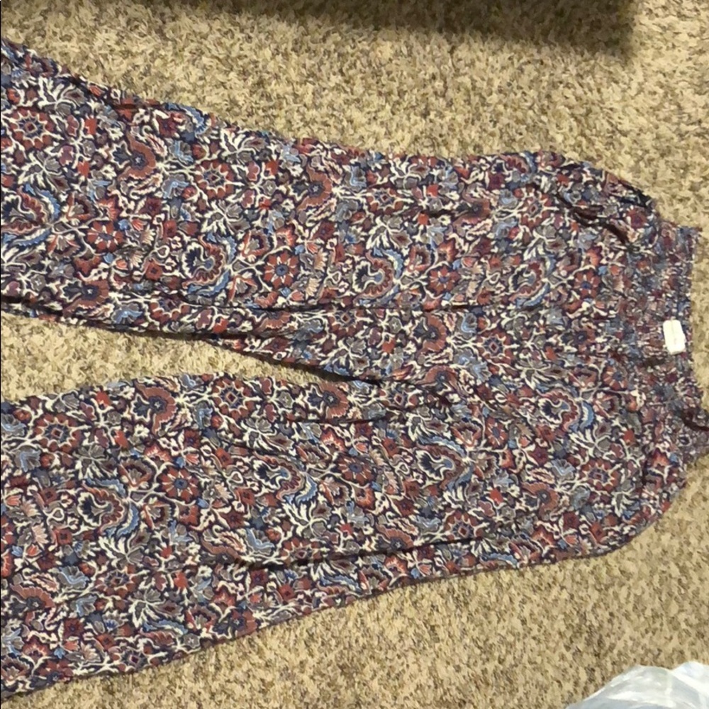 Wide legs pants